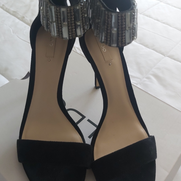 Women's size 8 Aldo high heels sandles black suede with rhinestones - Picture 2 of 4